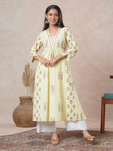 A-line cotton kurta  with embroidered neckline and blend of two different prints.