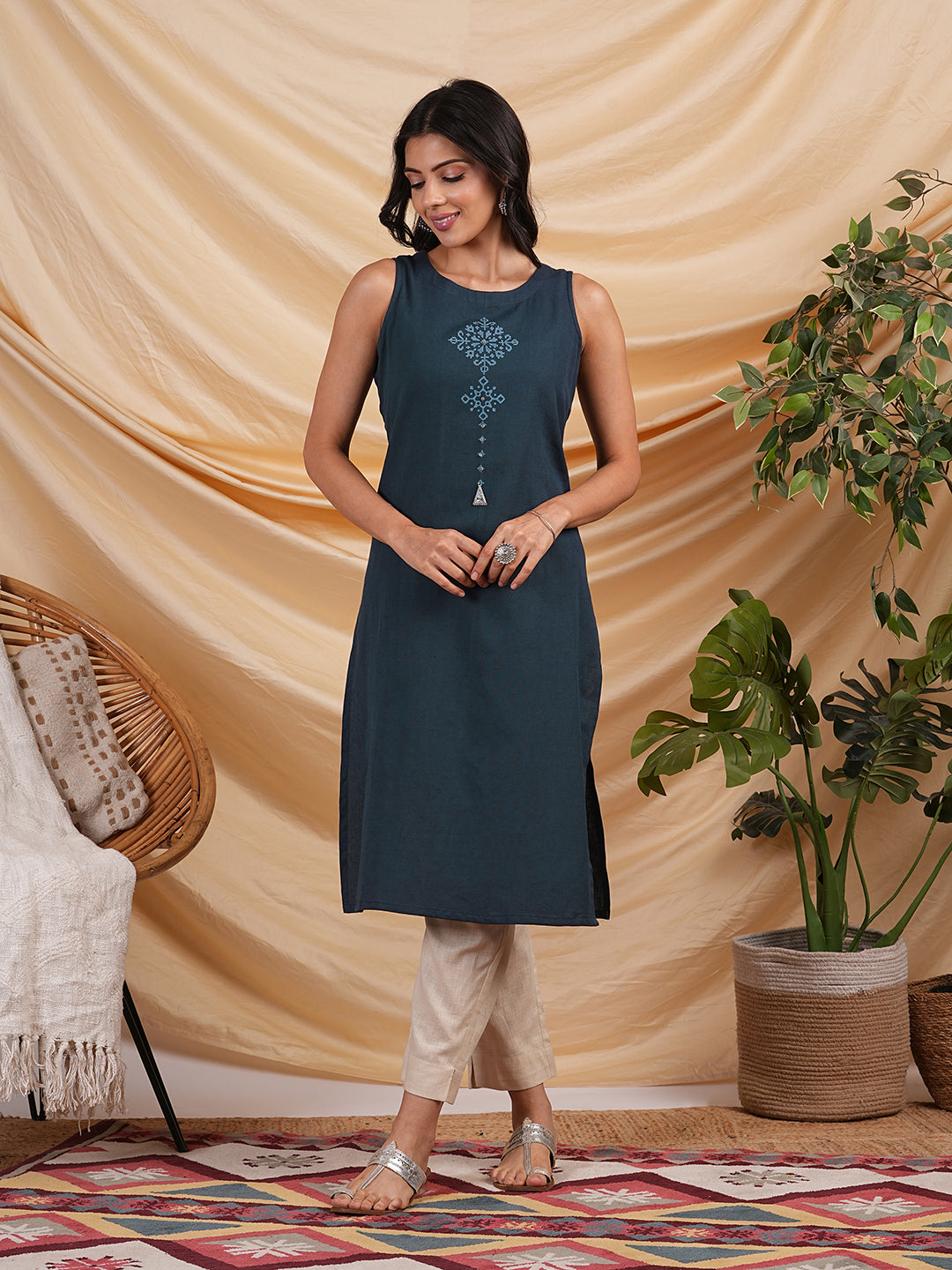 Block printed straight fit flex kurta with pocket details