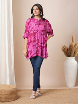 Floral Printed flared half sleeve top.