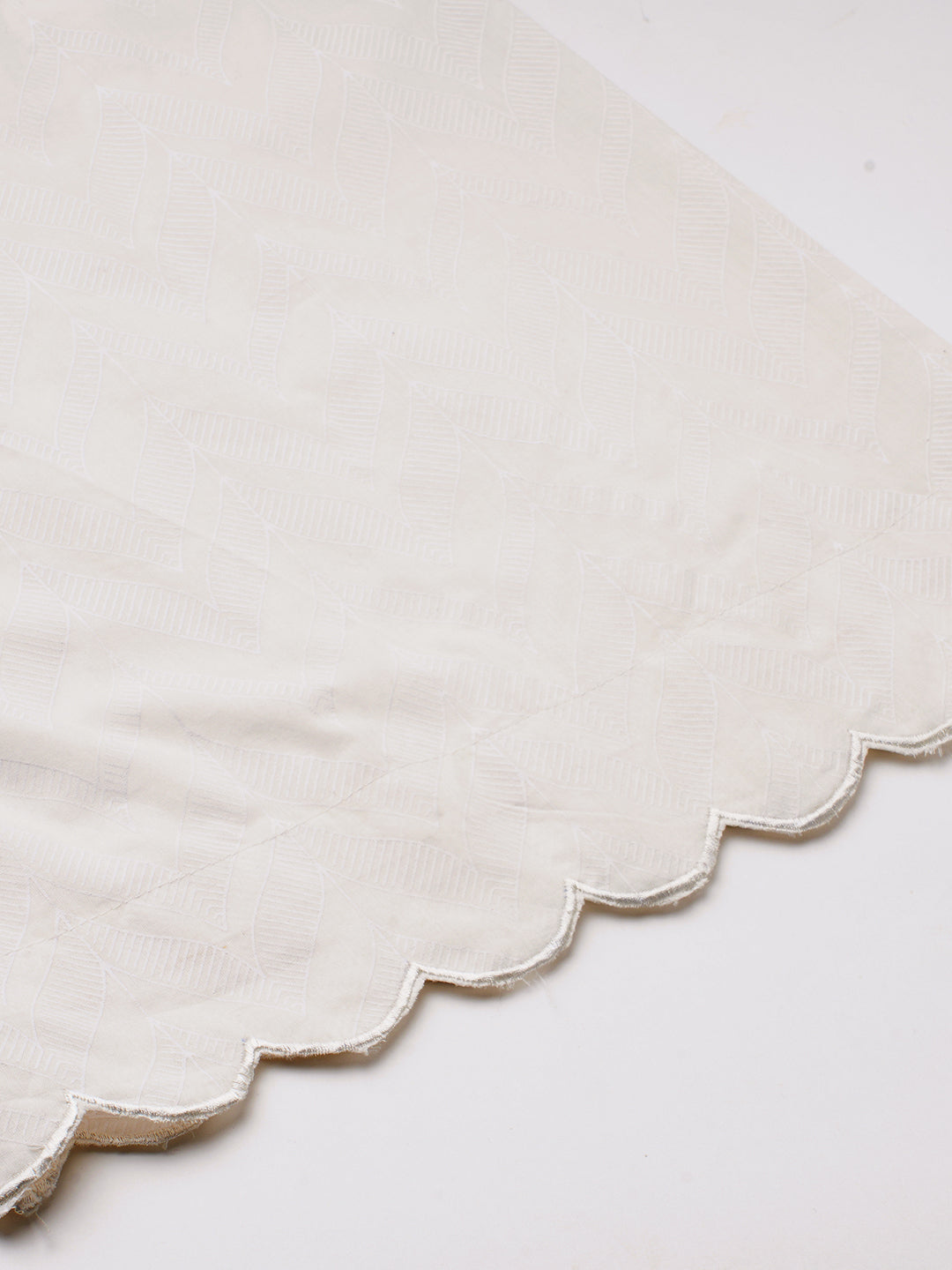 Pure white Cotton palazzo with scallop detailing in hem.