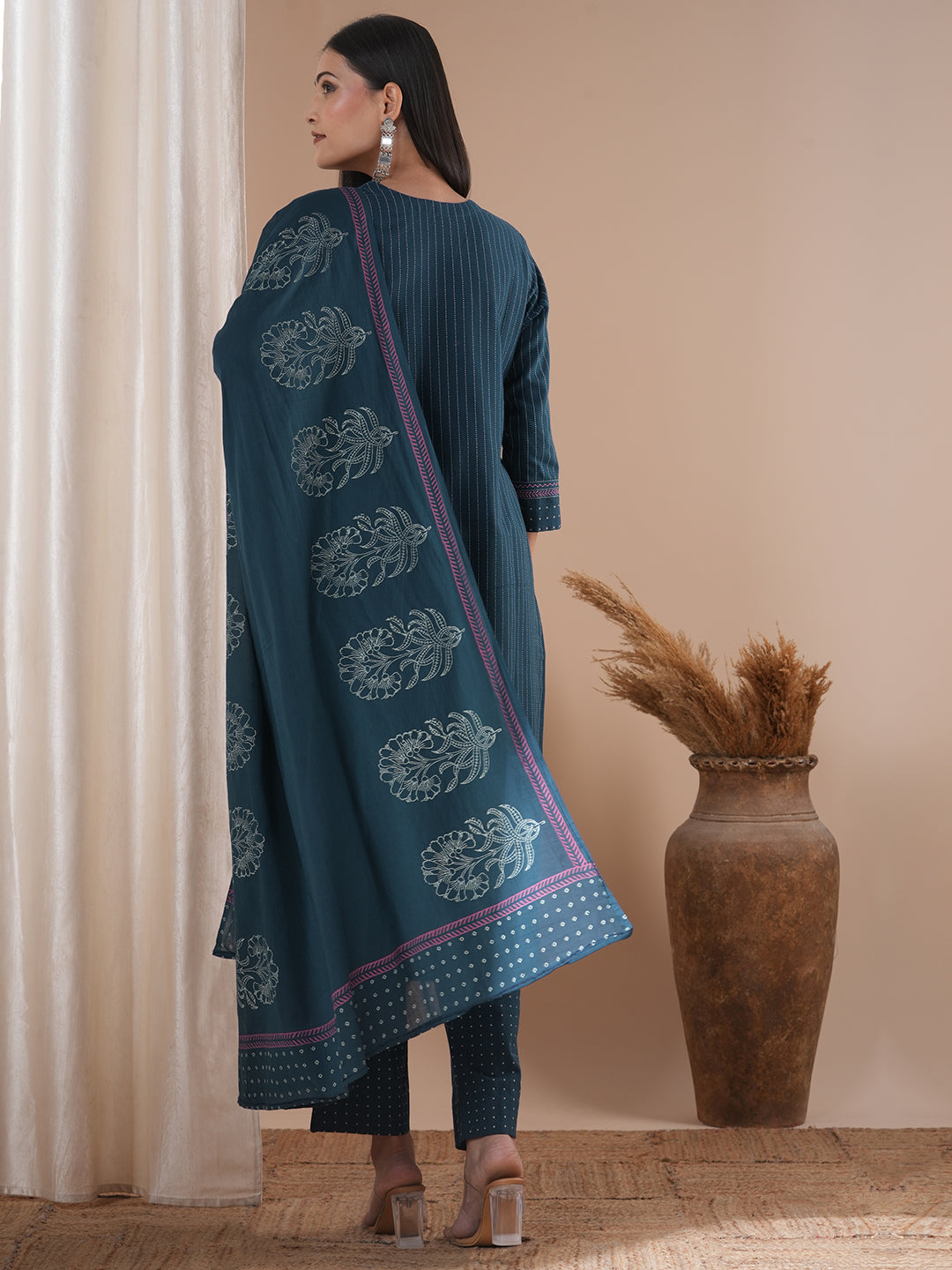 Blue dobby kurta set featuring highlights of contrasting colour embroidery & self bottom