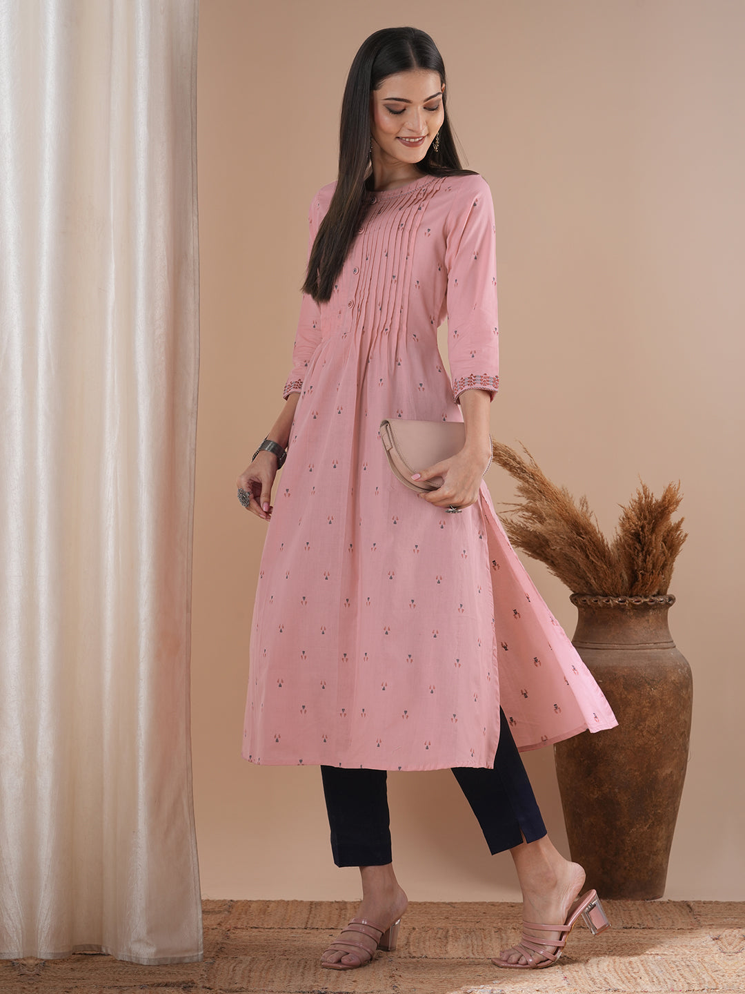 Embroidered cotton dobby kurta with pleating and an in seam pocket
