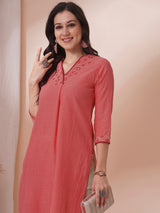 Straight fit kurta in checkered cotton fabric with embroidery and an on fold pleat.