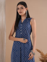 Straight sleeveless notch collared kurta with centre pleat and placket