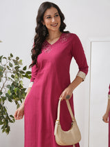Straight fit kurta with embroidered neckline and contrast print roll-up cuff.