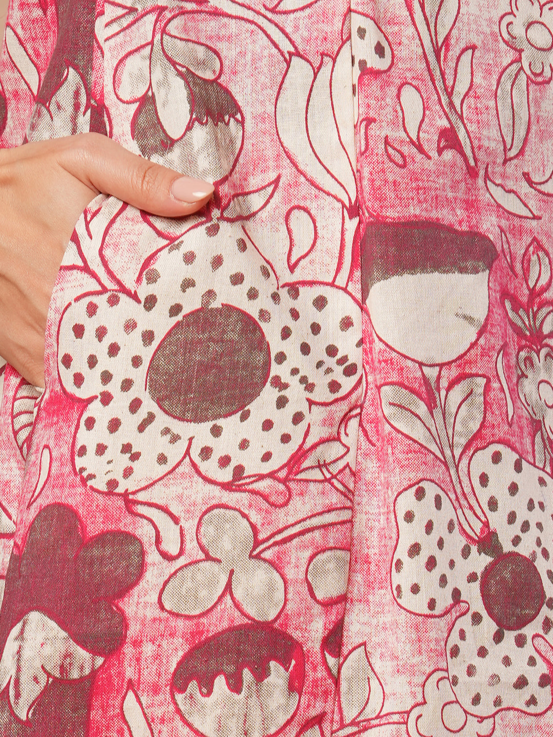 Printed A-line wrap around kurta with lace detailing.