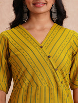 Straight fit kurta set with half sleeves and button detailing paired with plain palazzo.