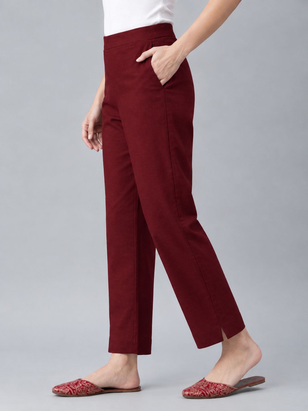 Straight Fit Cotton Plain Ankle Length Half Elasticated Pant with Inside Drawstring.(Maroon)