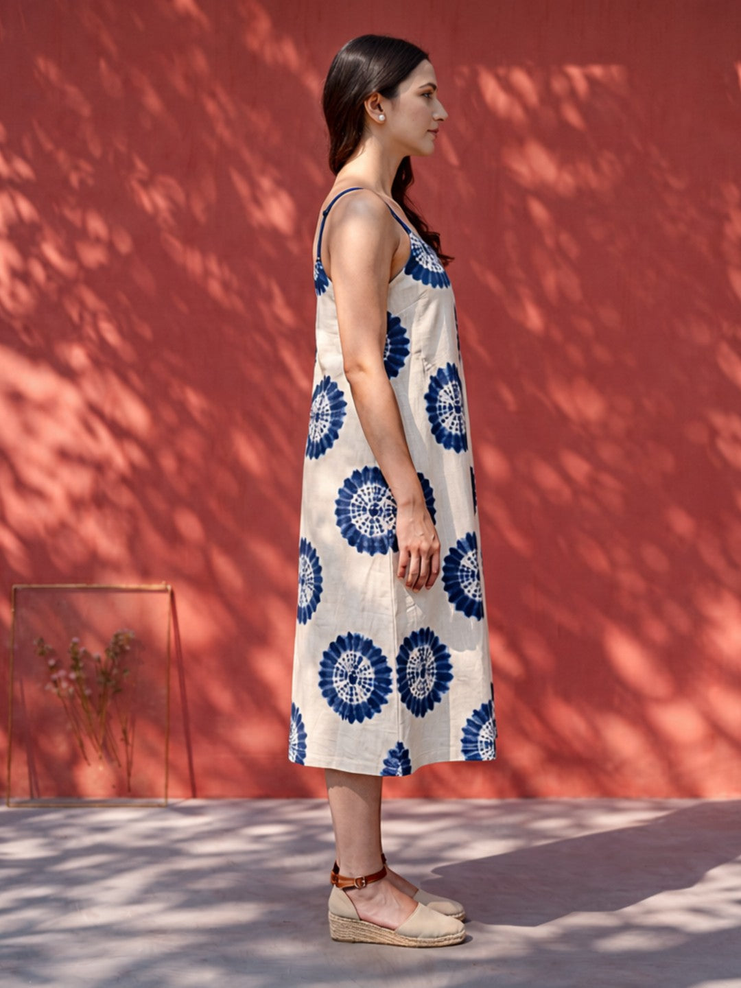 JOYLAND-Soft cotton A-line dress with indigo tie-dye prints and easy silhouette.