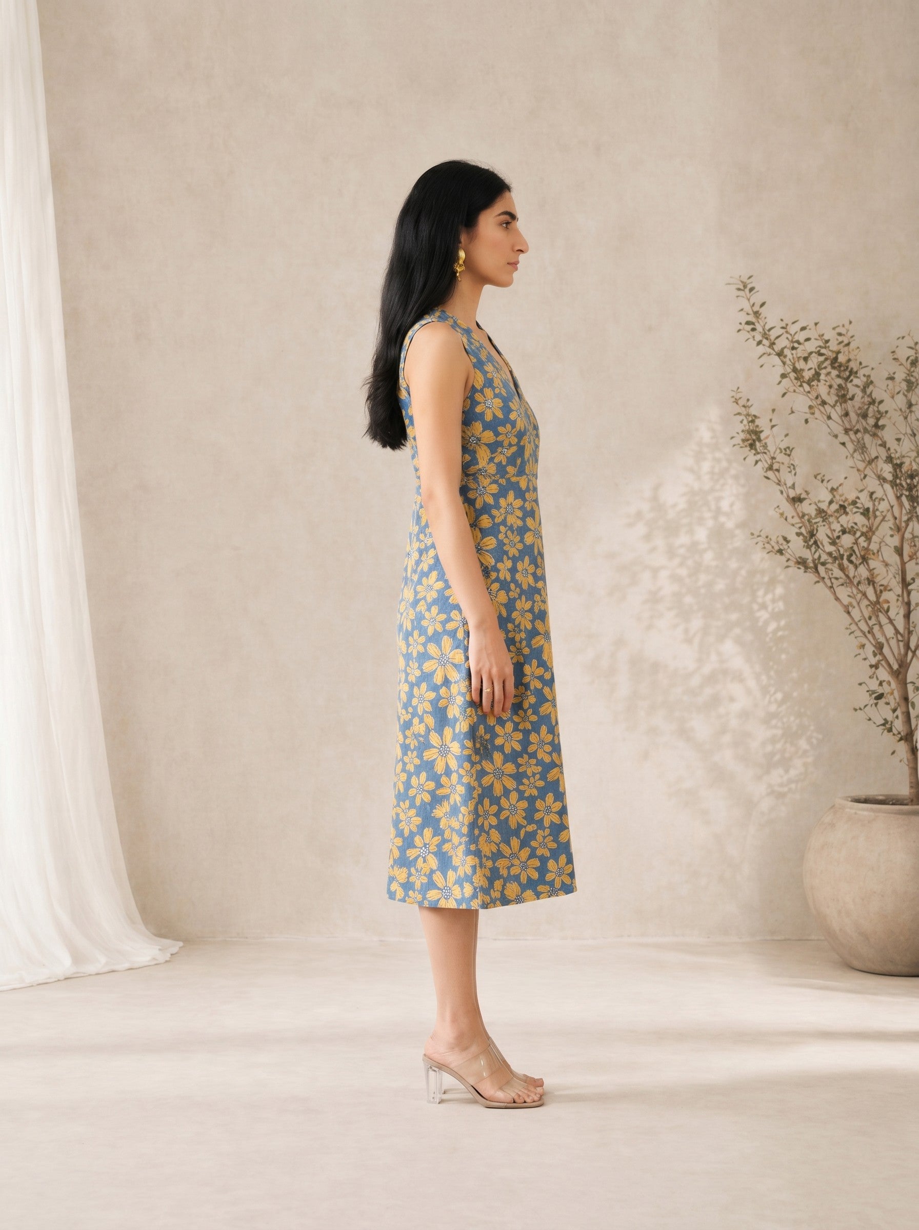 JOYLAND-A-Line Floral Mock Wrap Cotton Dress with Check Piping & V-Neck Detail.