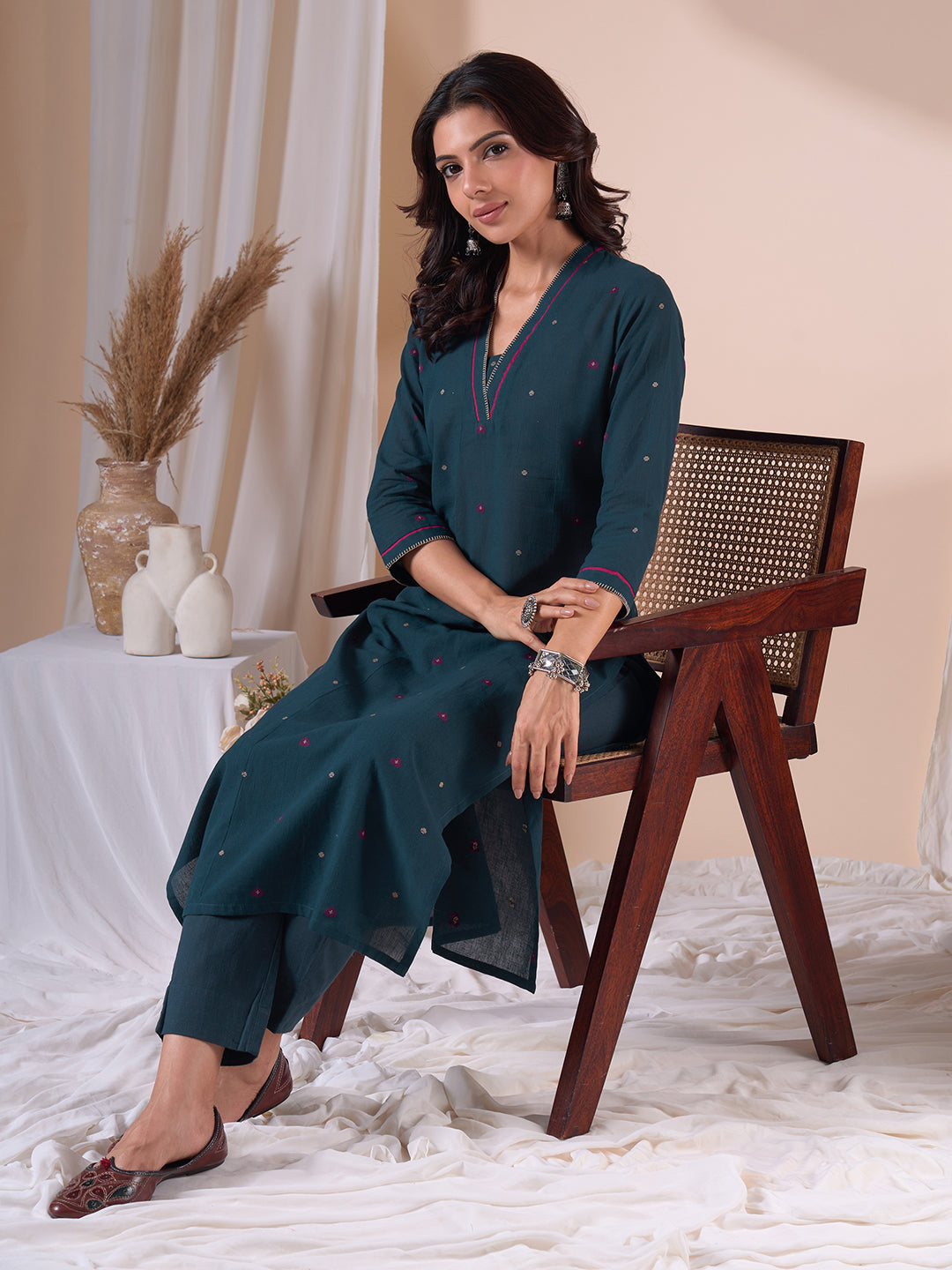 Straight Fit Cotton Dobby Kurta with Handwork and Contrast Selvedge Neckline.