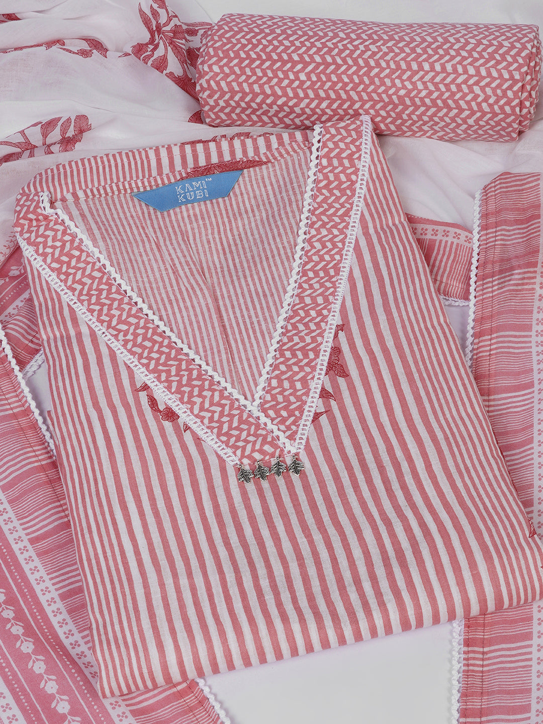 Unstitched Printed 3-Piece Cambric Dress Material with Lace Work Paired with Printed Bottom & printed dupatta.Pink)