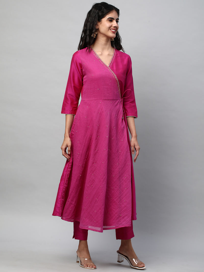 Inaara - Silk blend kurta with embroidered lace and tassels detail