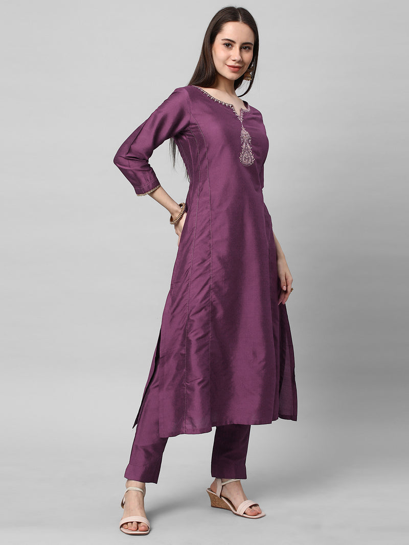 INAARA - Silk blend embroidered kurta in deep purple shade with sequined work.