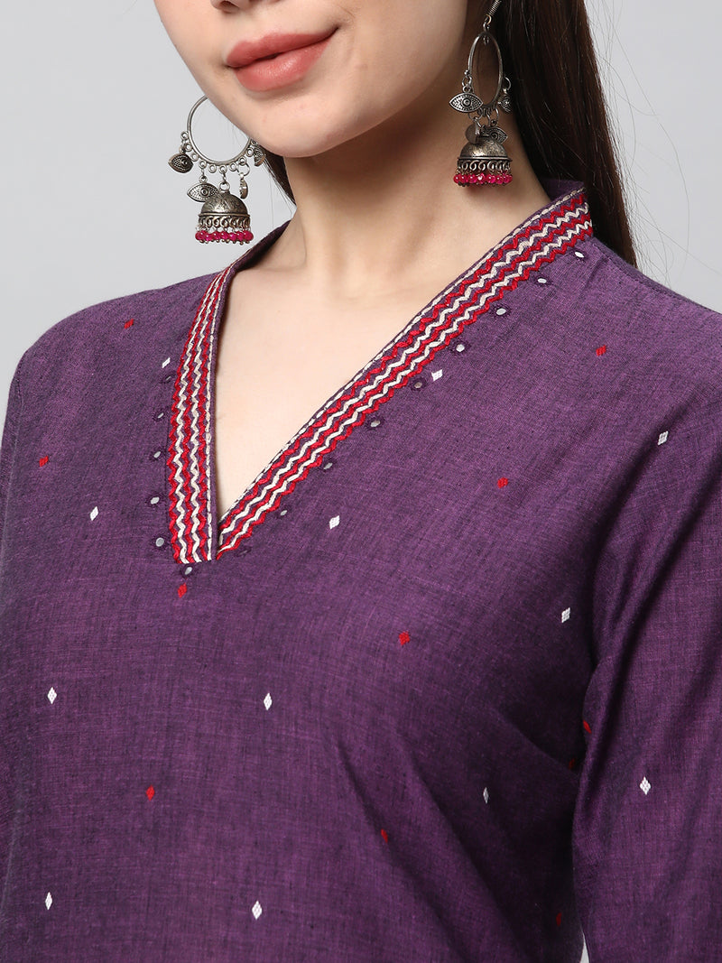 Leher - Woven cotton kurta with embroidery detailing.