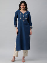 Straight cotton kurta featuring with kalamkari applique work.