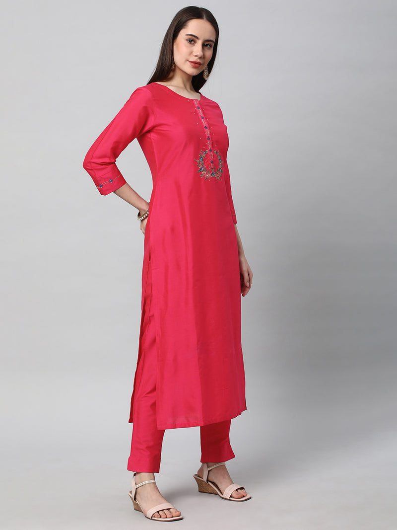 INAARA - A straight kurta with mock placket enhanced with machine embroidery.