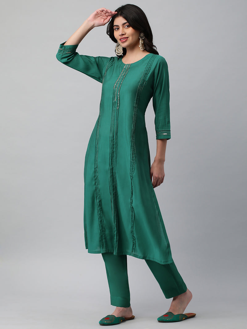 Inaara - A-line kurta with sequin detail at center and sleeves.