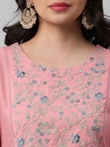 INAARA - A shoulder princess kurta with the detail of contrasting stitch lines.