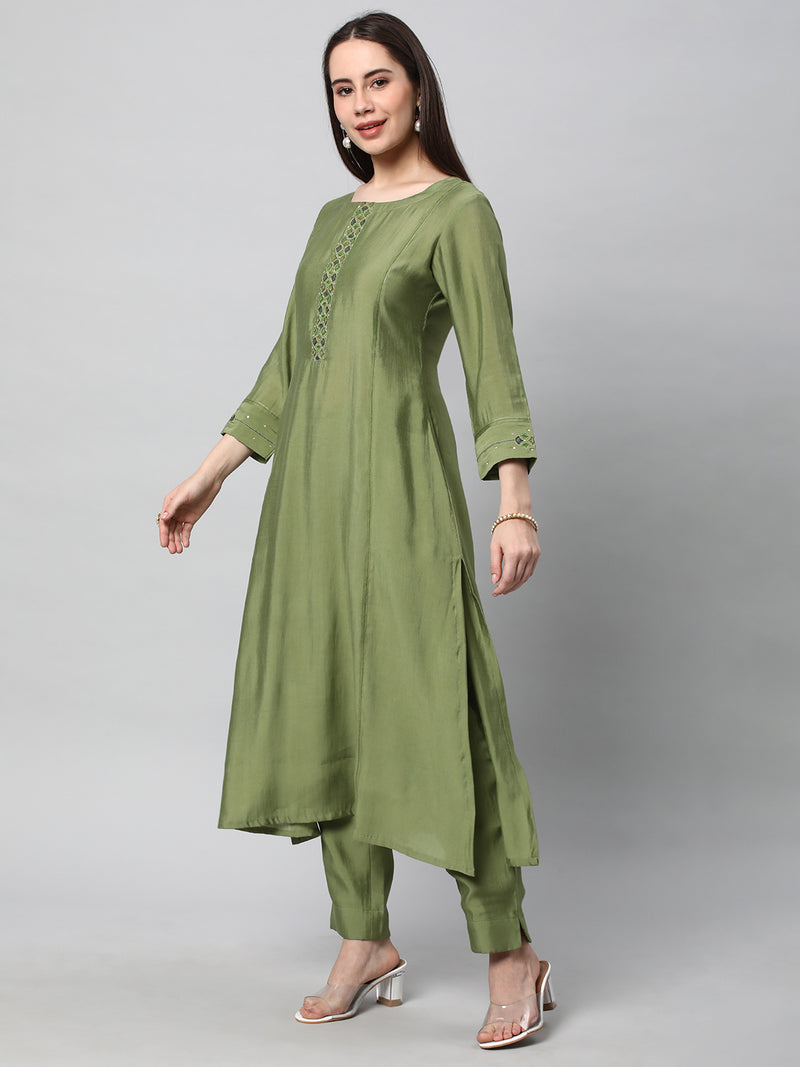 Inaara - A shoulder princess kurta with center placement embroidery.