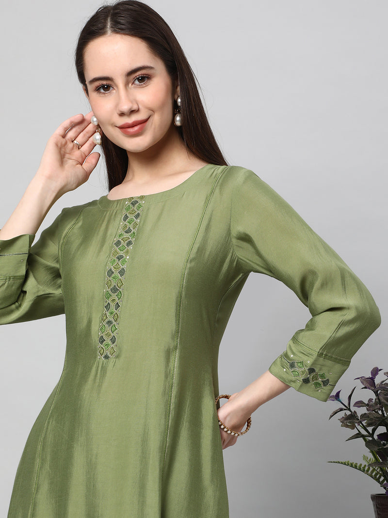 Inaara - A shoulder princess kurta with center placement embroidery.