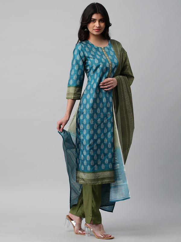 Unstitched suit set with a digital printed contrast ombre-colored dupatta and a contrast-colored sentoon bottom.
