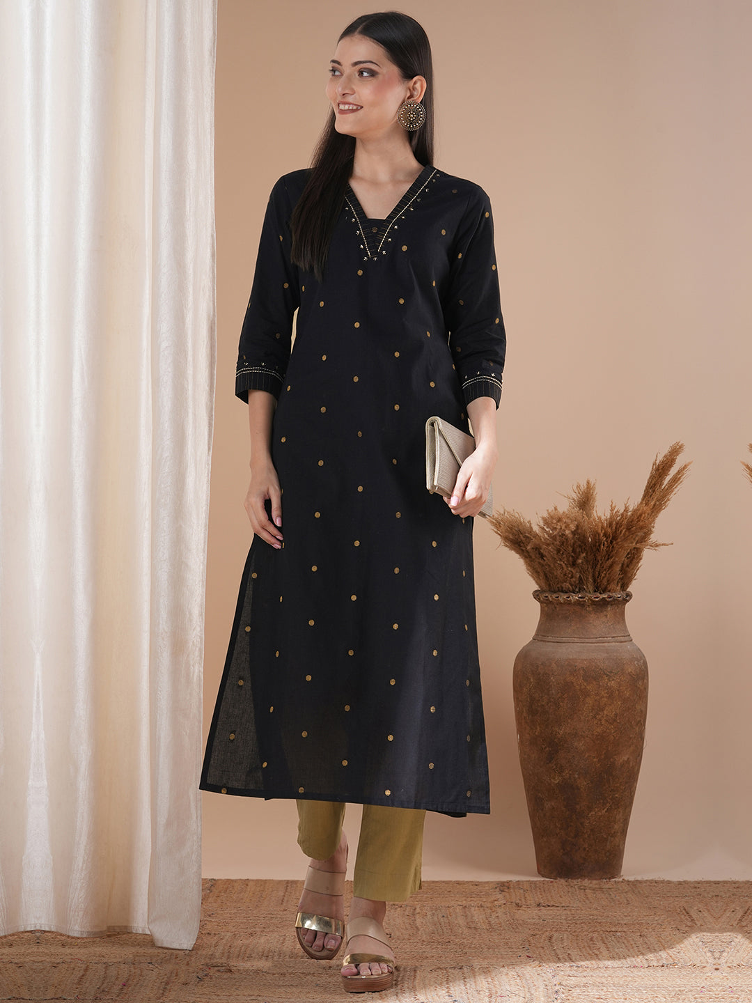 Straight fit cotton kurta in woven Zari fabric with Zari embroidery and handwork