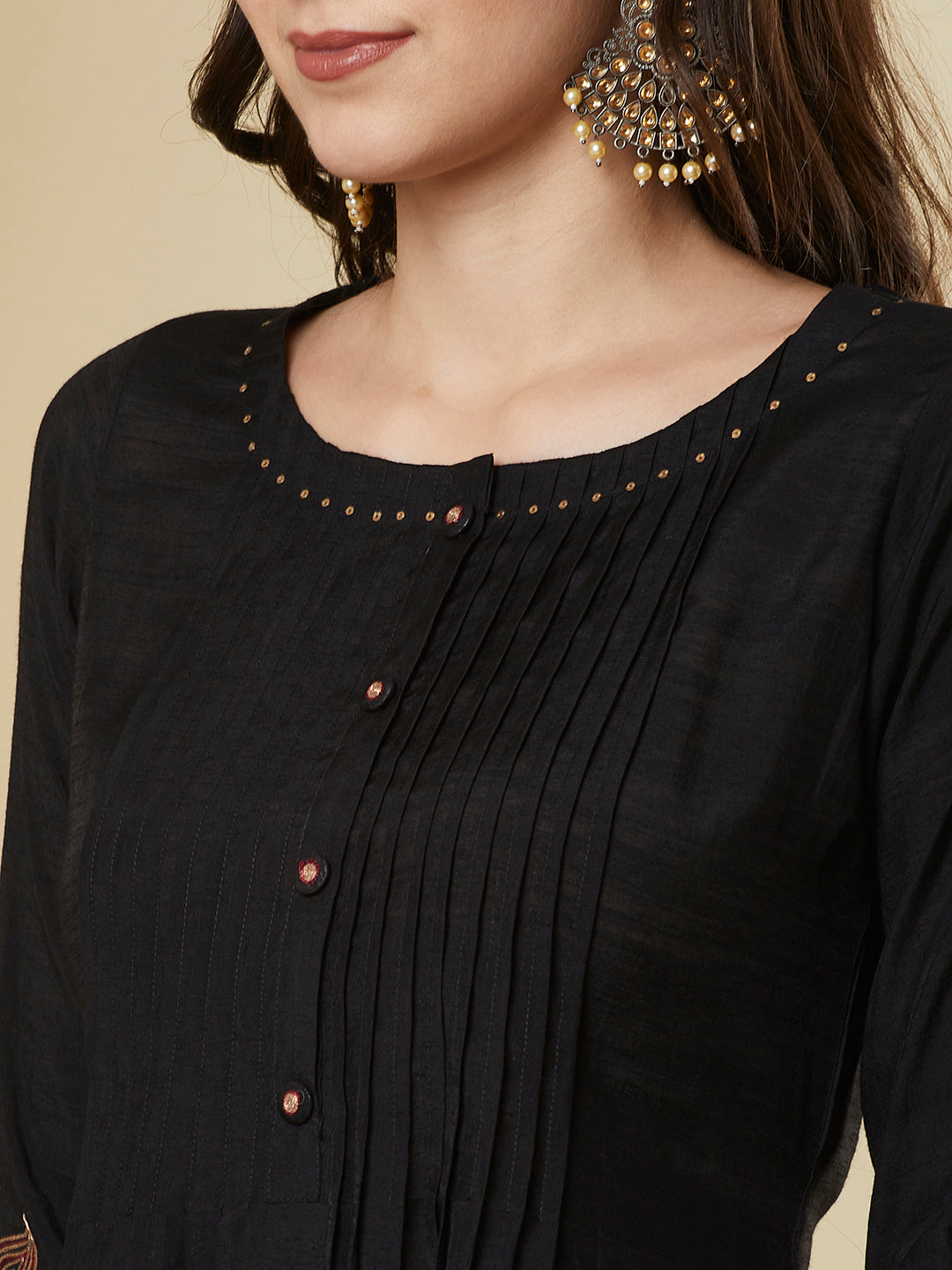 Party Edit- Embroidered silk blend kurta with pleating and sequin work paired with lined pants