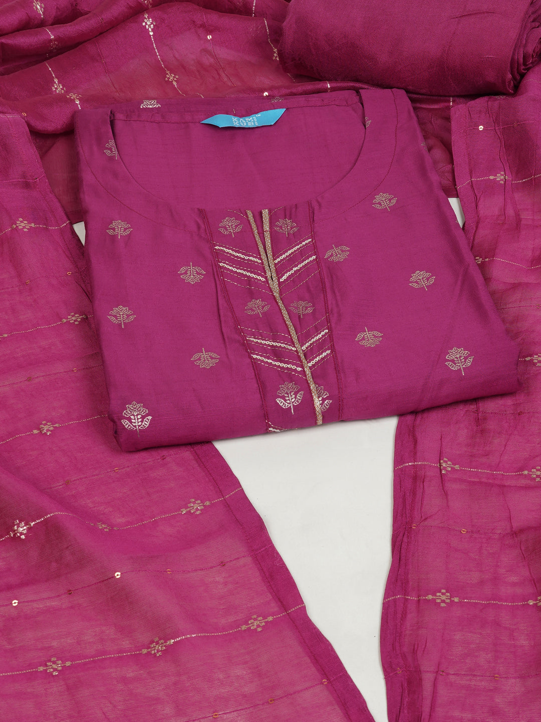 Party Edit- Pink foil print suit set coordinate with chanderi delicate Zari border and self colour bottom.