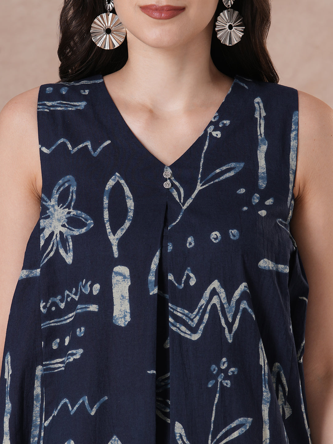 JOYLAND - Abstract Print A-Line Cotton Dress with gathering and box pleat.