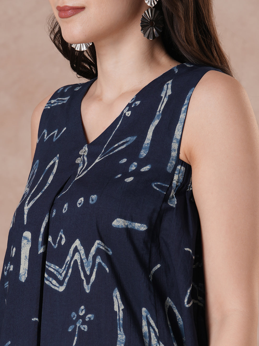 JOYLAND - Abstract Print A-Line Cotton Dress with gathering and box pleat.