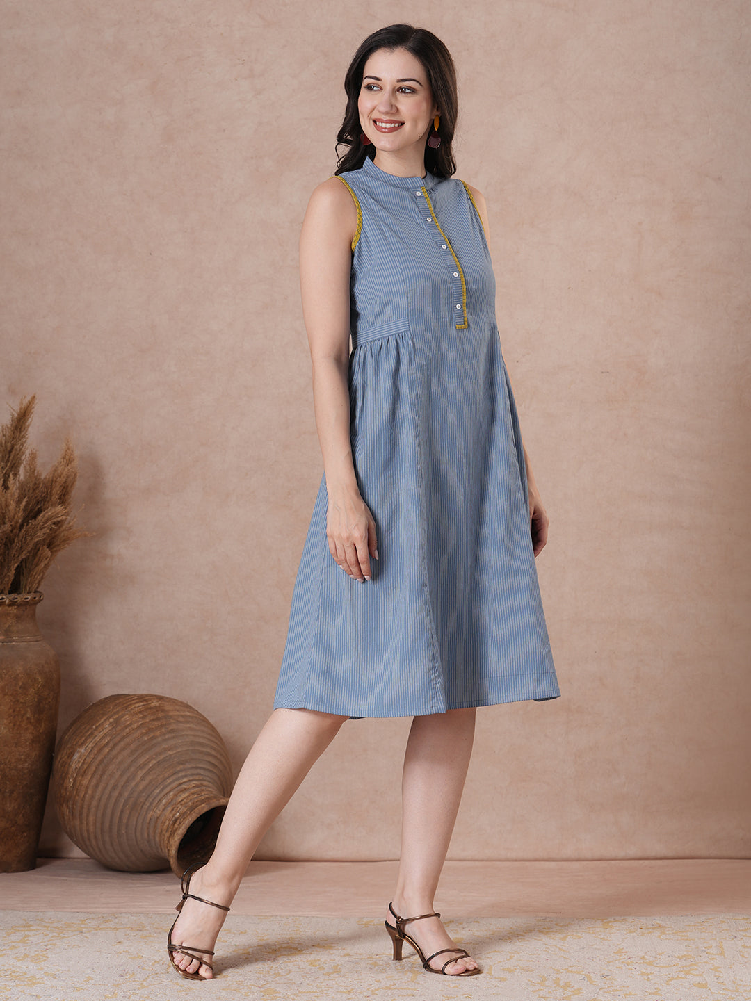 JOYLAND - Cotton striped Princess Line stand collar sleeveless Dress with Contrast Trim.