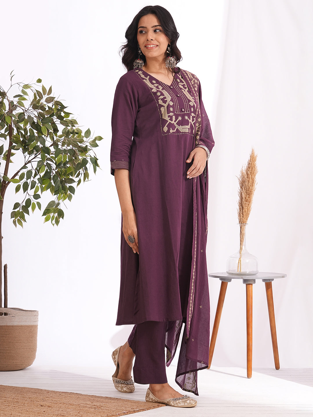 3-piece a-line embroidered suit set with matching straight pants, and a coordinating dupatta.(Purple)