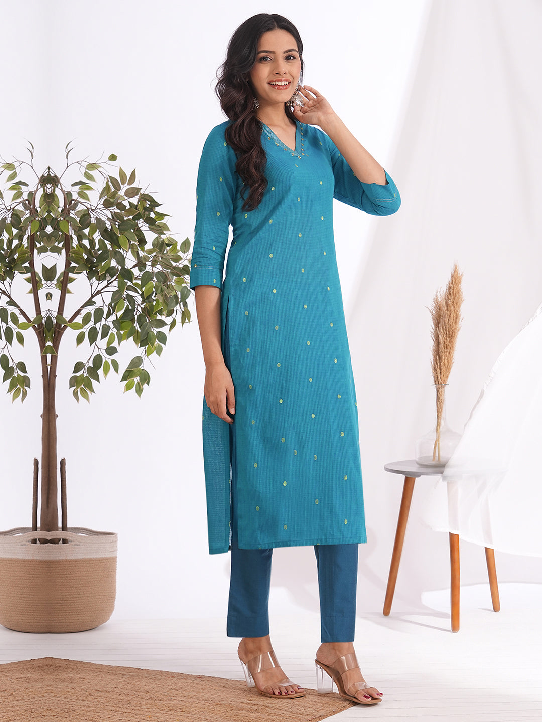 Straight fit textured cotton kurta with woven Zari dots and hand embroidery detailing