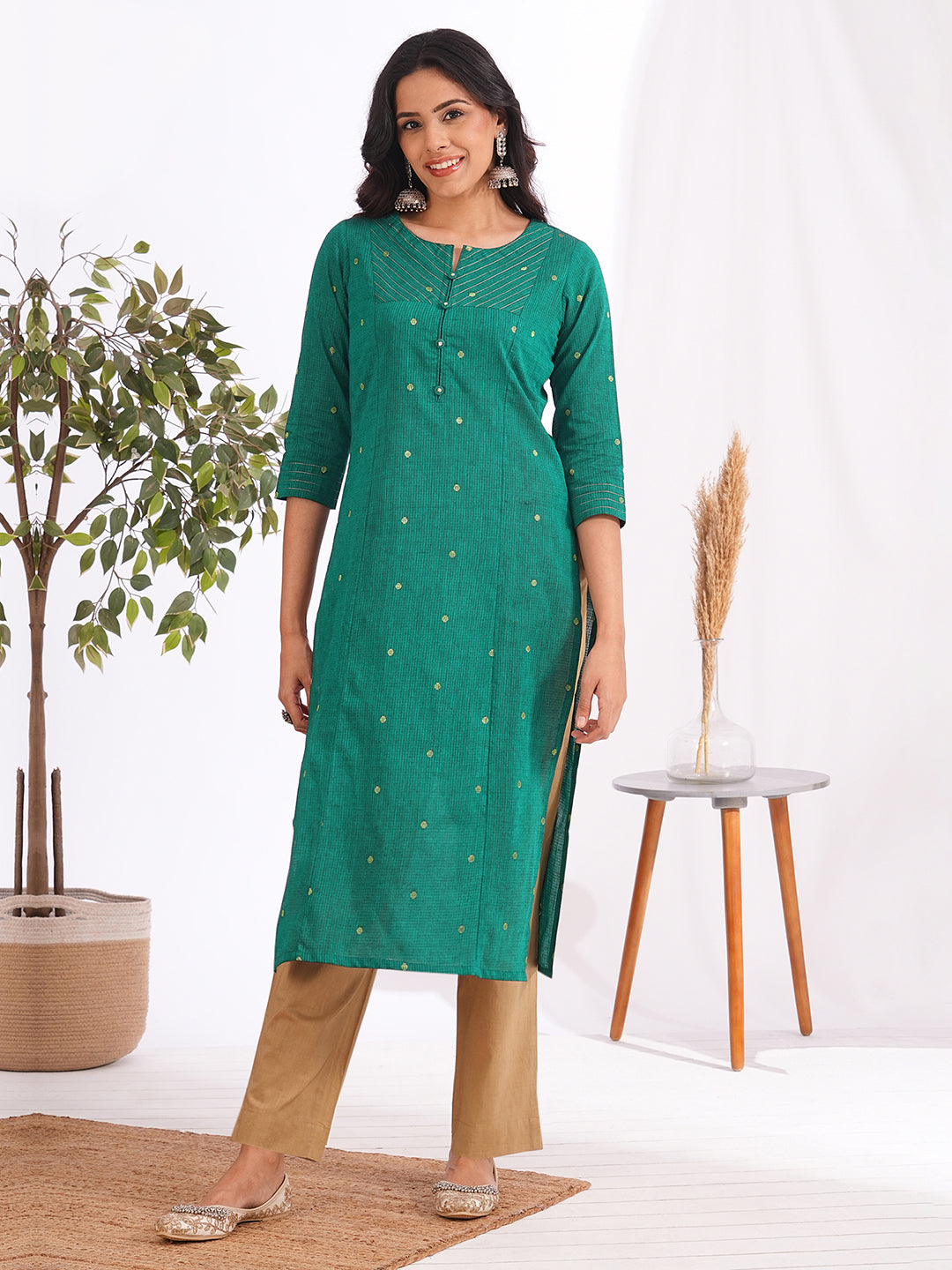 Straight fit textured cotton kurta with woven Zari dots and hand embroidery detailing