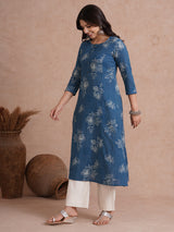 A-Line kurta with an in seam pocket and centre placket on printed cotton jacquard fabric.