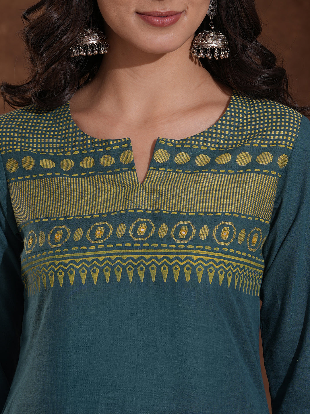 Azure Blue Straight Fit Cotton Woven Kurta with Mirror Embellishments