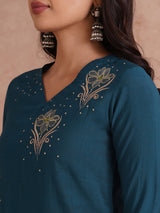 Party Edit- Straight fit kurta with placement embroidery and handwork.