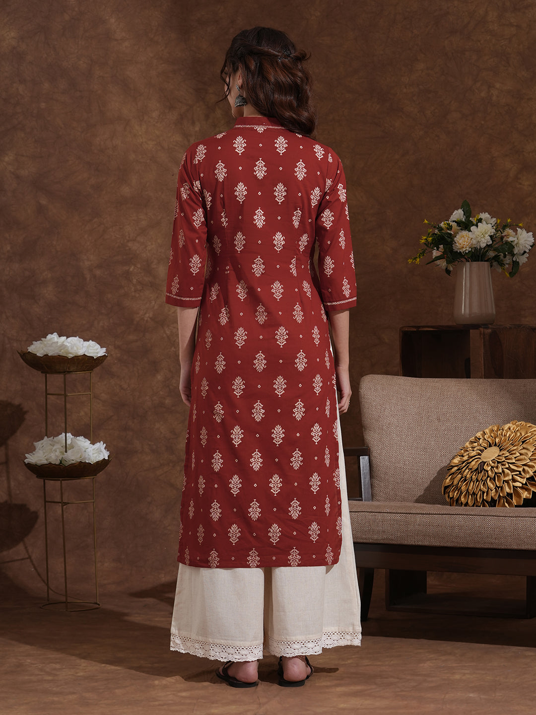 Straight fit shoulder princess kurta with block print on centre panel and sleeves.