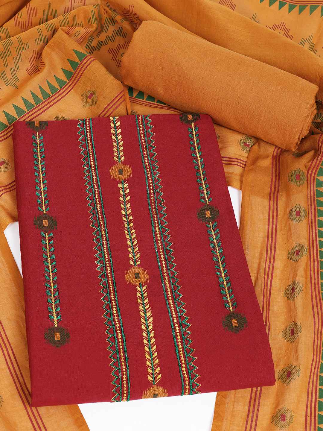 Crimson Handloom Dress Material with a striking Ikat-inspired dupatta.(Red)