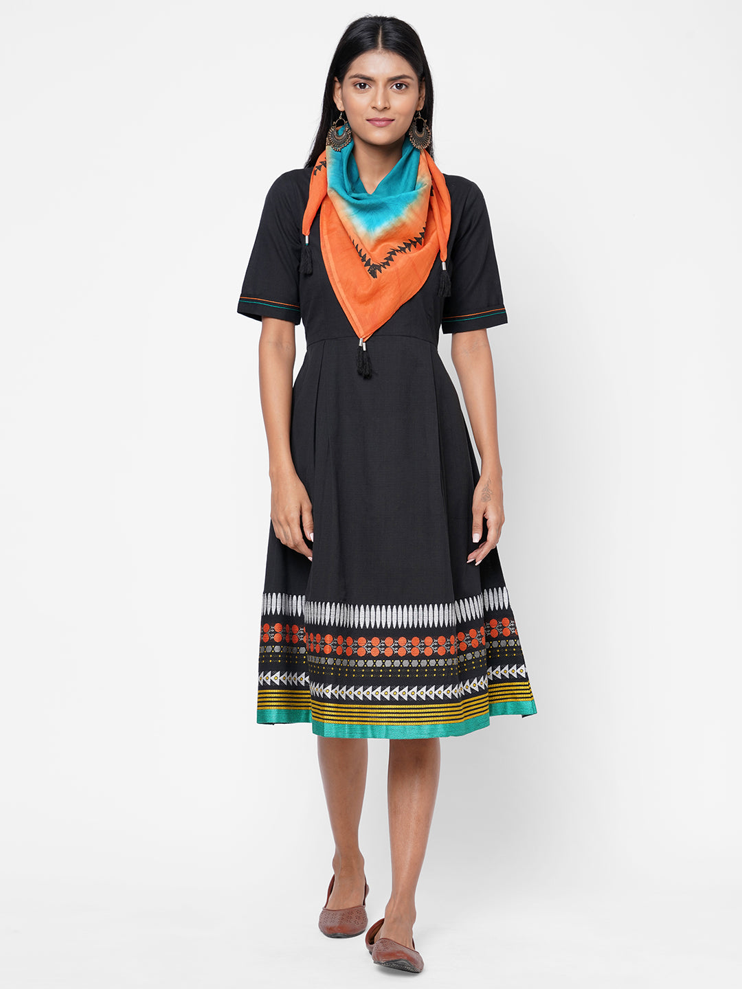 So co and jcrd border dress with tie dye stole