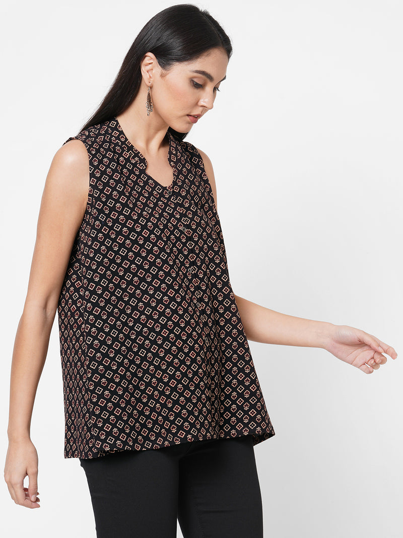 Gaamthi printed top