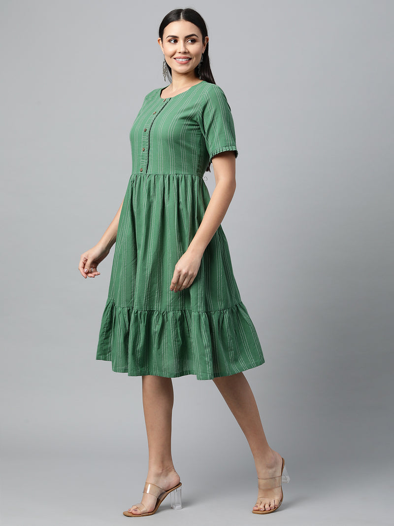 Cotton dobby half sleeve dress with gathering and buttoned placket