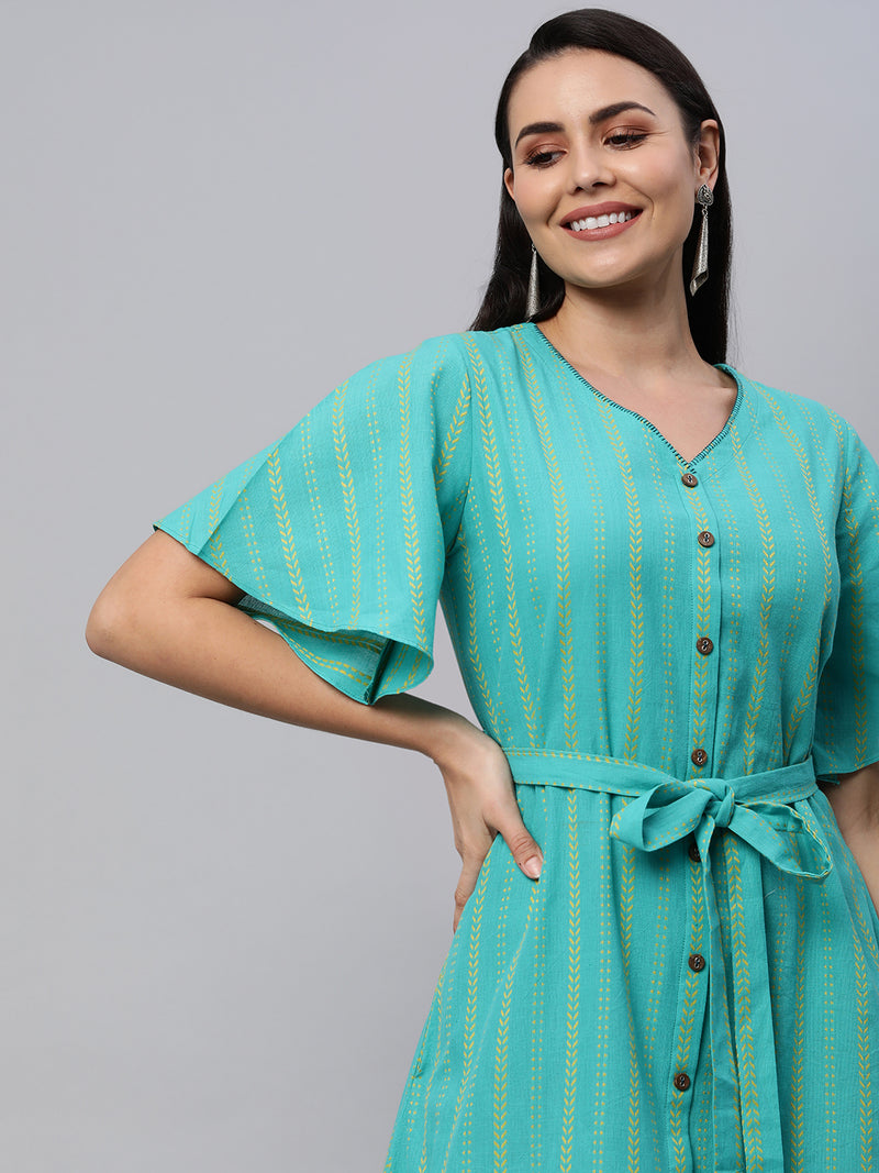 Cotton dobby dress with flared sleeves and buttoned placket