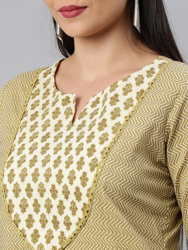 Printed Straight cotton kurta with front yoke and lace insertion