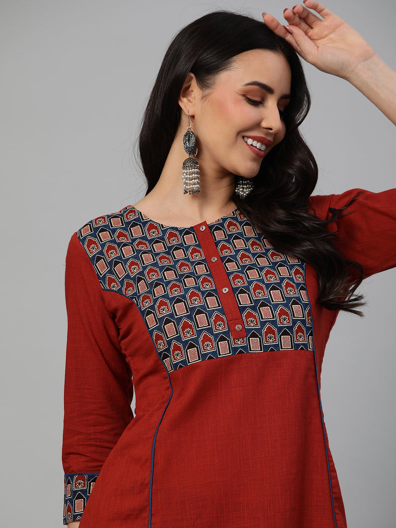 Khoobsurat - A cotton slub straight kurta with arm hole princess yoke.