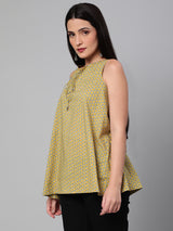 Printed Sleeveless Flared Cotton Top.