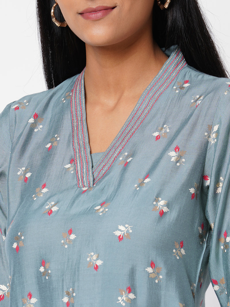 Flared foil print kurta with embroidery