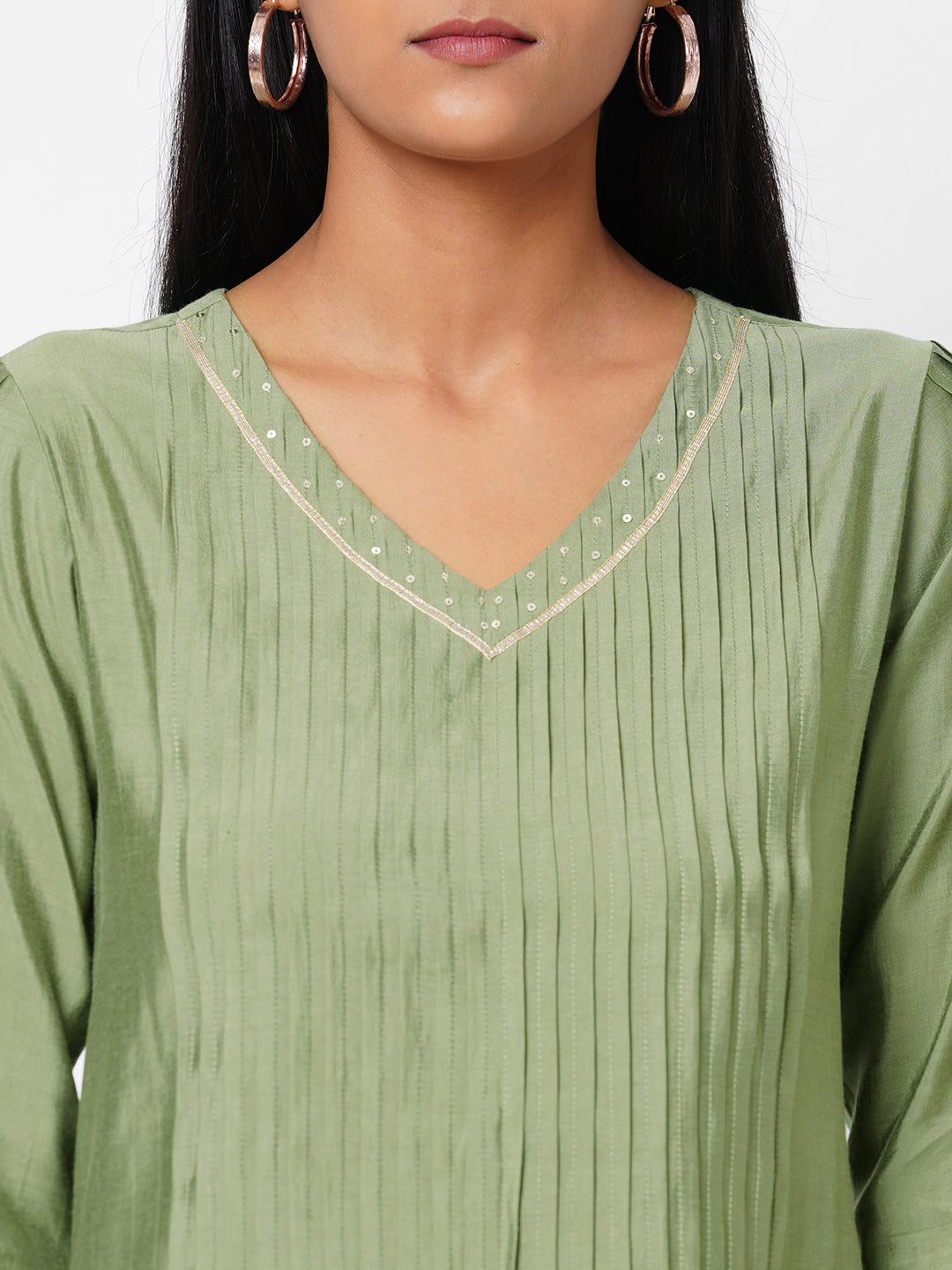 Party Edit- Silk blend pleated straight kurta