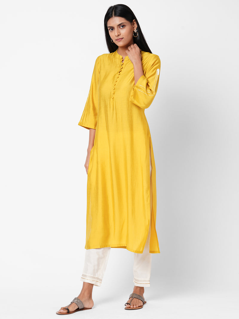 VAMA - Silk blend kurta with sleeve emb